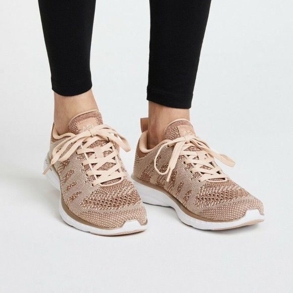 APL Techloom Phantom NWOT Sneakers Rose gold 7.5 - Picture 1 of 12